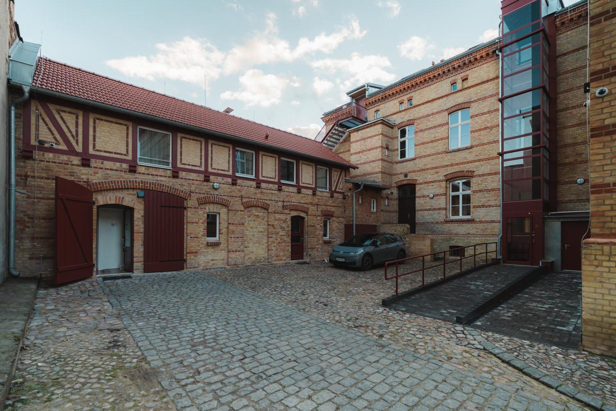 H24 Hotel Apartments Eberswalde 외부 사진